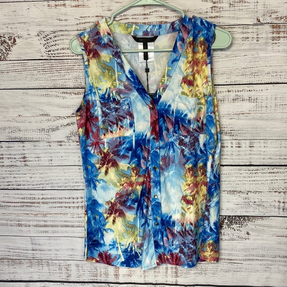 BCBGMAXAZRIA Palm Tree Shirt Medium NWT
